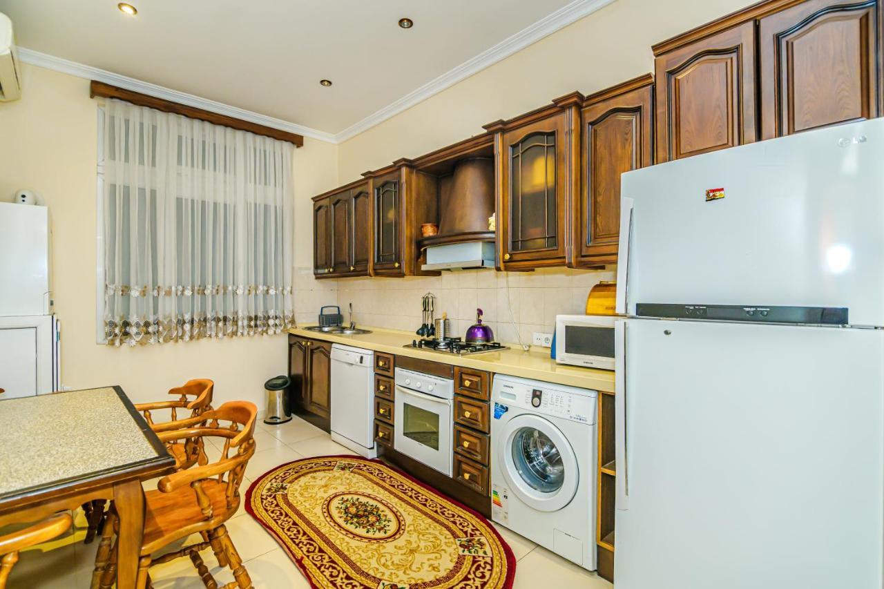 Garden View Apartment Баку Екстер'єр фото