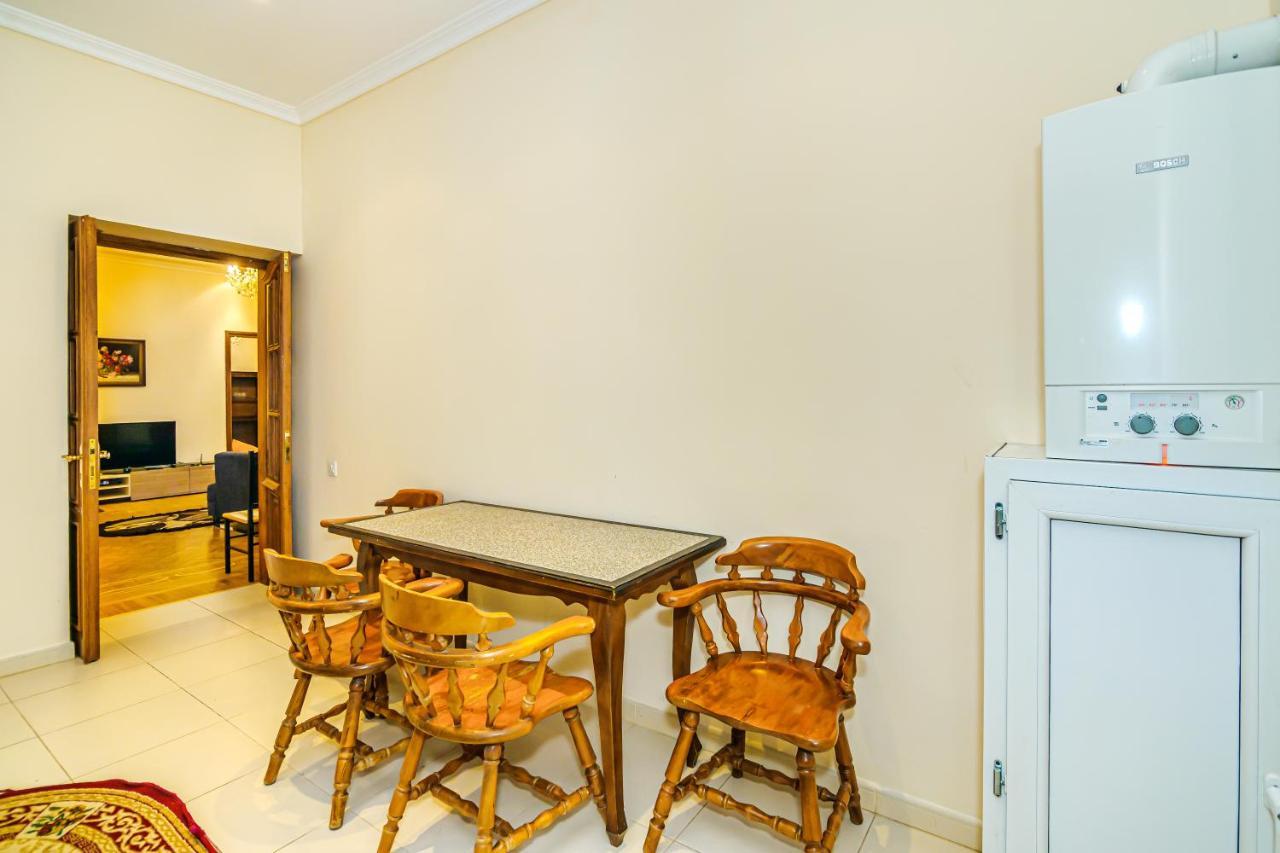 Garden View Apartment Баку Екстер'єр фото